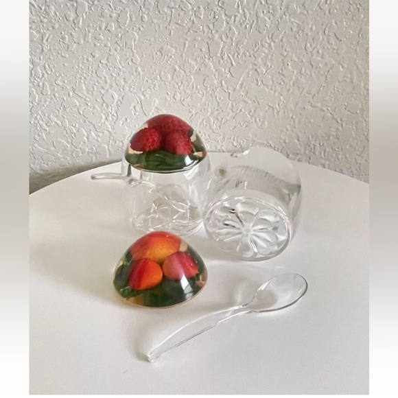 Vintage Lucite Condiment Jars by Stokes Perspex w/Fruit Enclosed Lids & Spoons - Picture 6 of 8